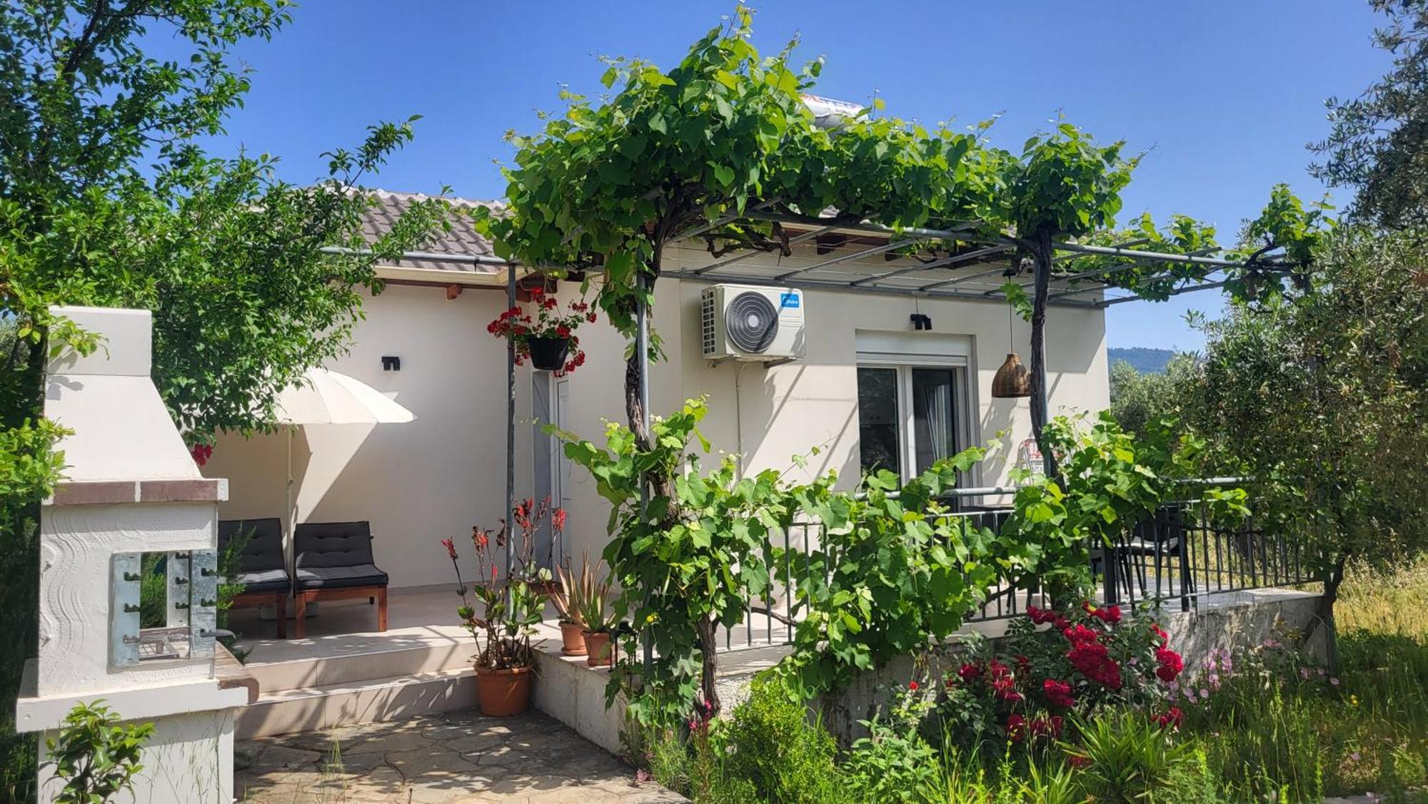 Ioannis Houses - Gemuetliches Ferienhaus Im Olivenhain 스칼라 포타미아스 객실 사진